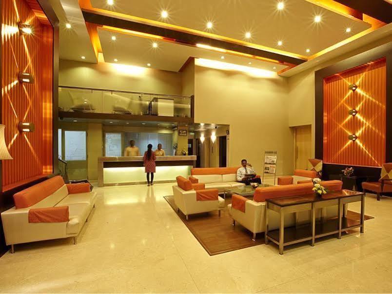 Avion Hotel 3*