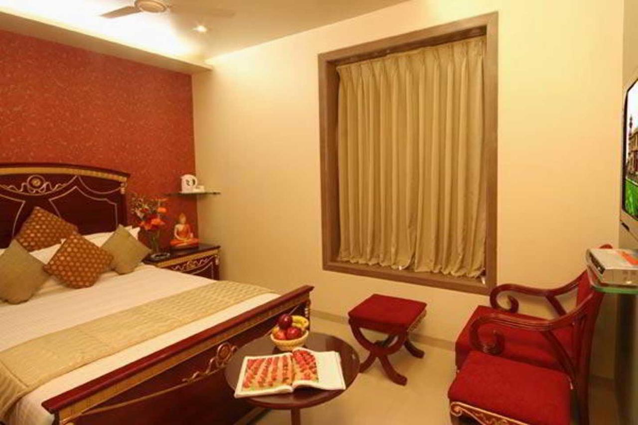 Gold Coast Guest house Mumbai
