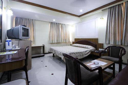 Hotel Parklane Mumbai
