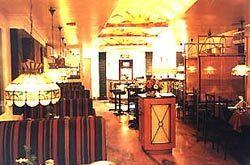 T24 Retro 4* Mumbai
