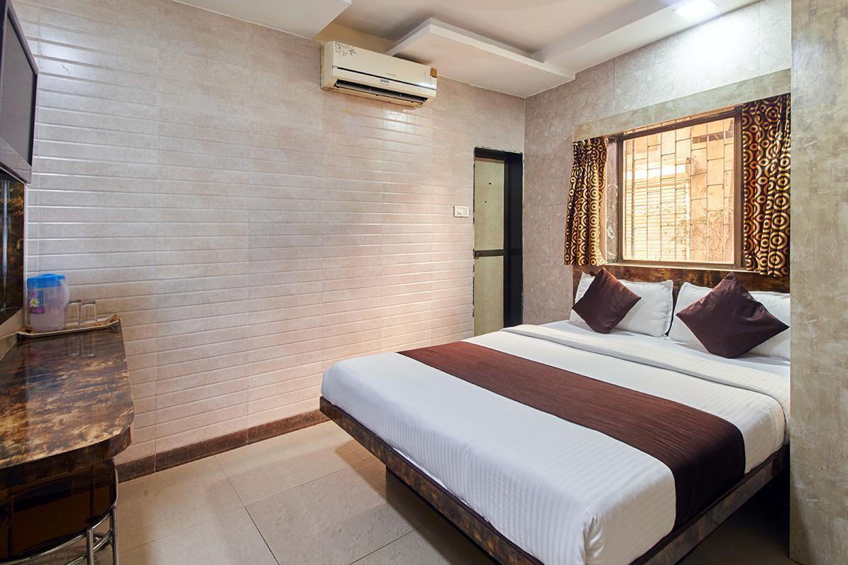 Hotel Maangta 122 @ Andheri East