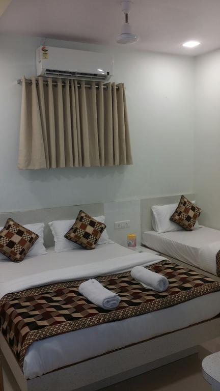 Hotel Maangta 133 @ Kurla West