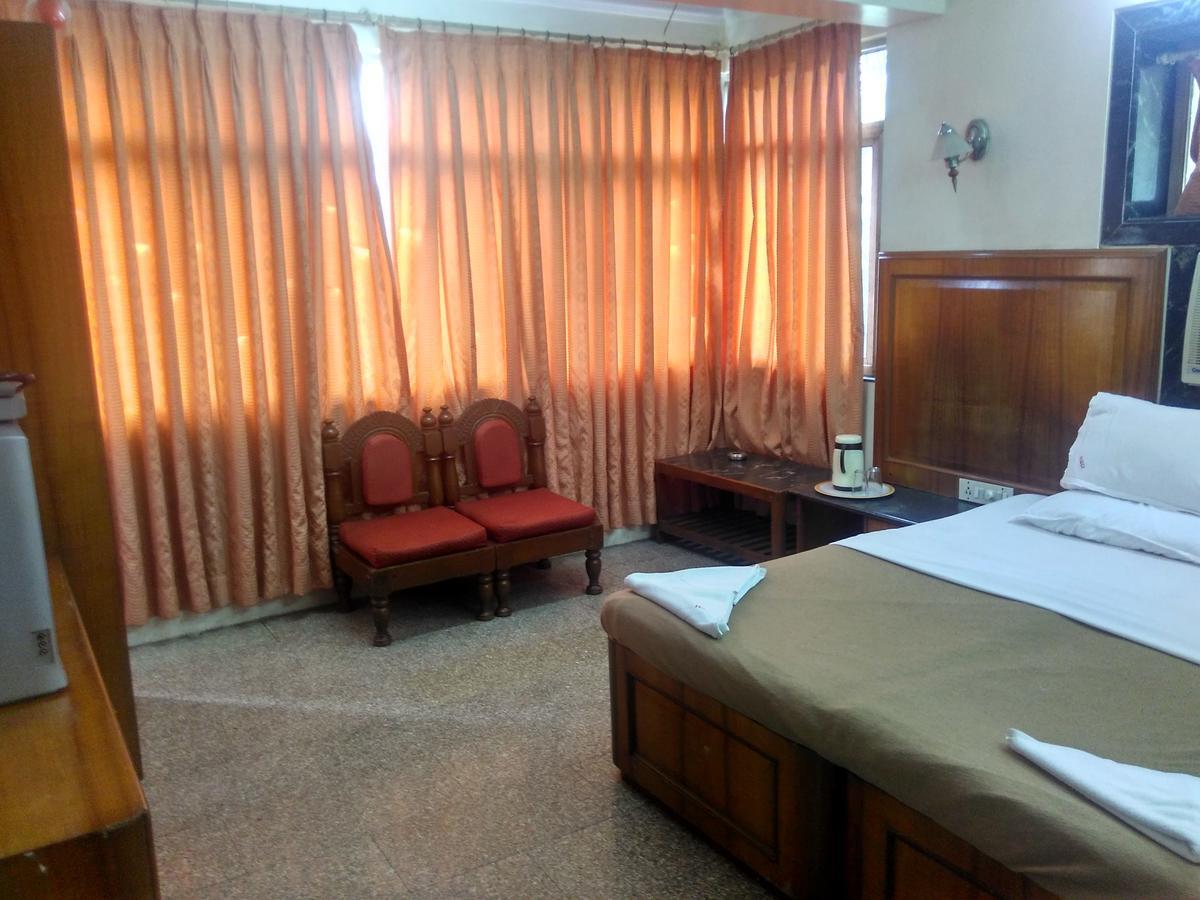 Hotel Subhash Midc Andheri Mumbai