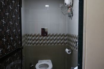 New Shree Niwas Hotel