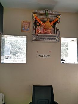 New Shree Niwas Hotel 2*