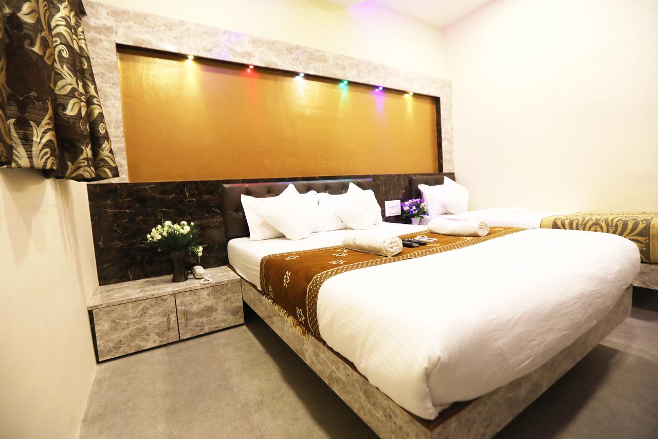 Onyx Residency