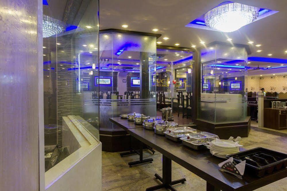Fabhotel Midaas Comforts 3*