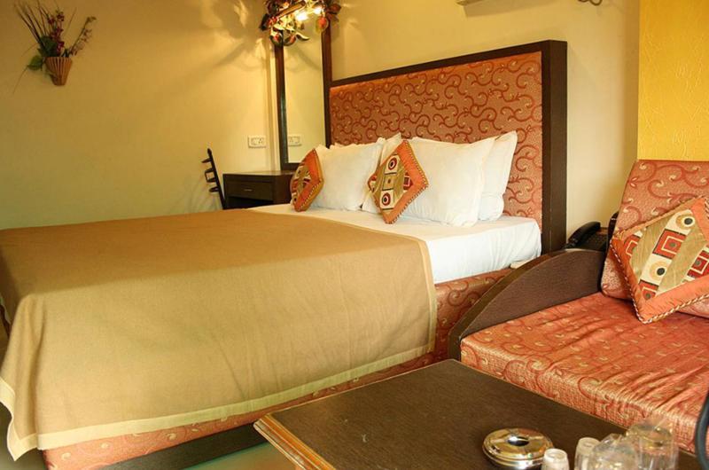 Fabexpress Highway Residency Hotel 3*