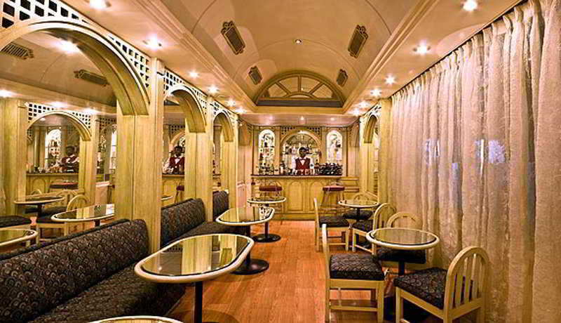 Midtown Pritam Hotel 3*