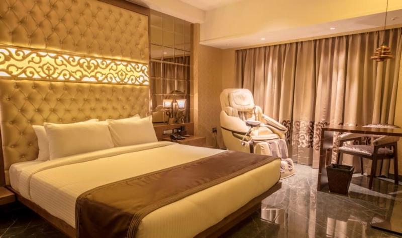 Peninsula Redpine 3* Mumbai