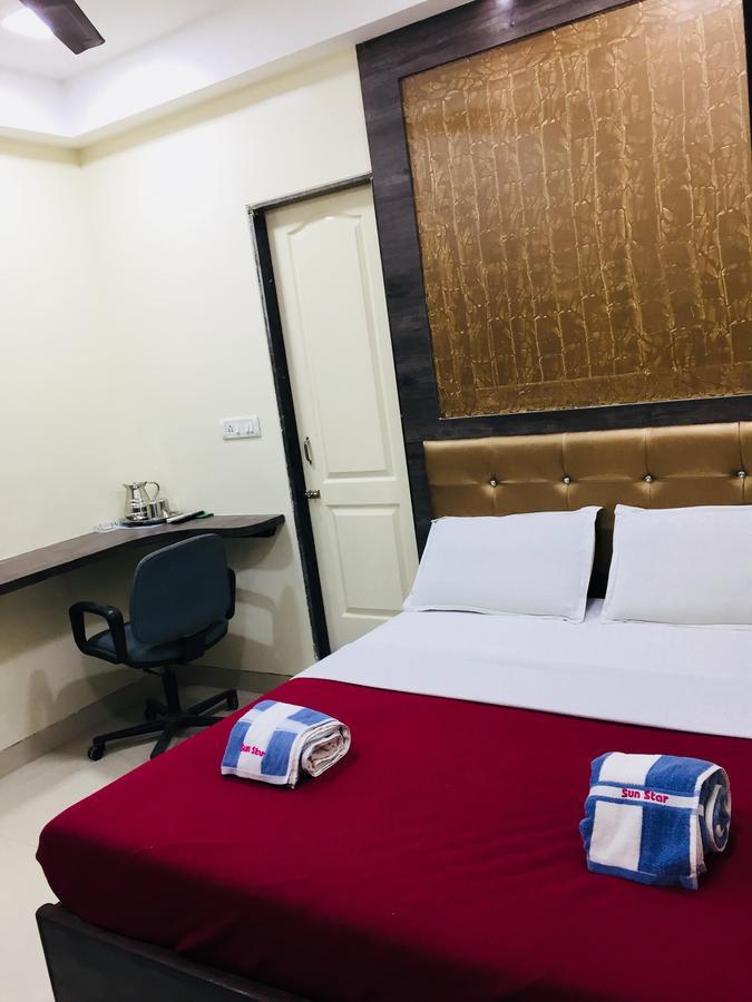 Hotel Sun Star Residency 4*