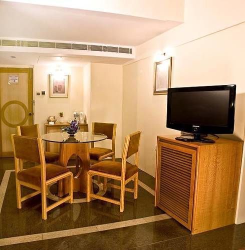 Hotel Midtown Pritam 3*