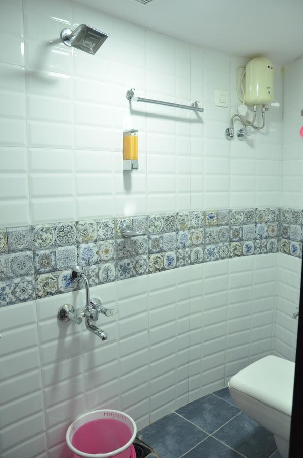 Hotel Airways Residency 3*