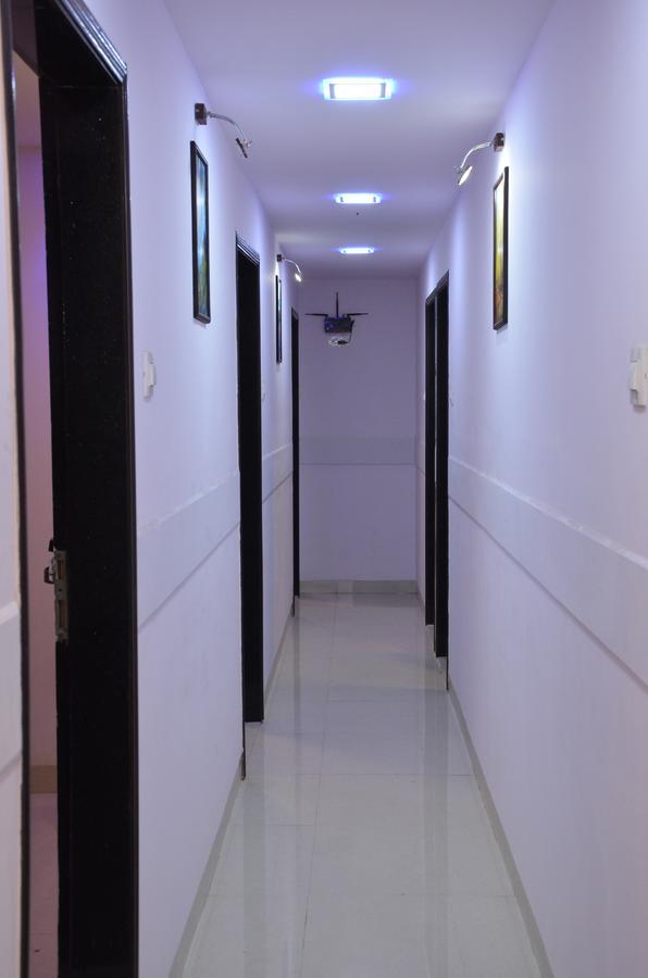 Hotel Airways Residency 3*