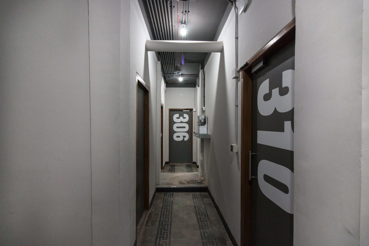 Backpacker Cowies Hostel Mumbai