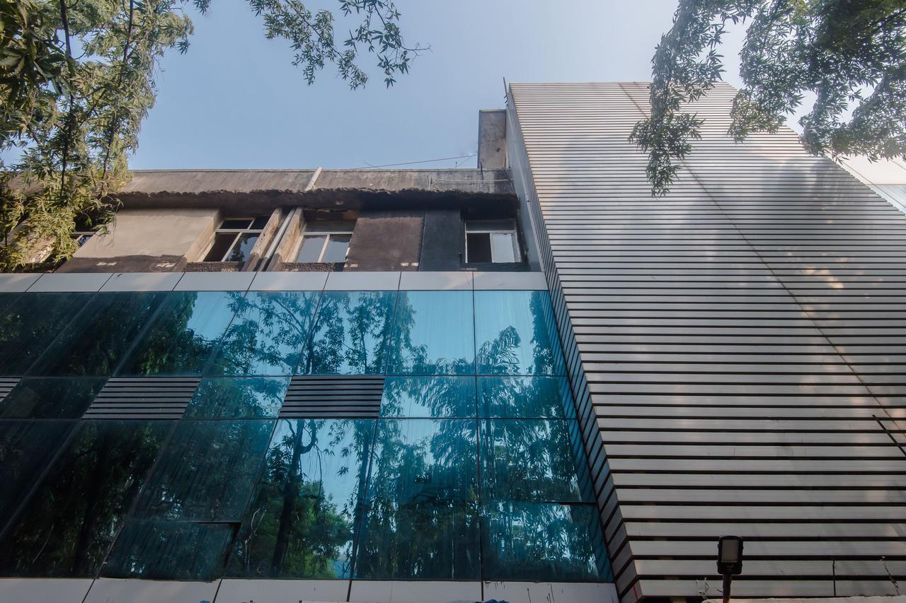 Oyo 6832 7 Cepl Mumbai