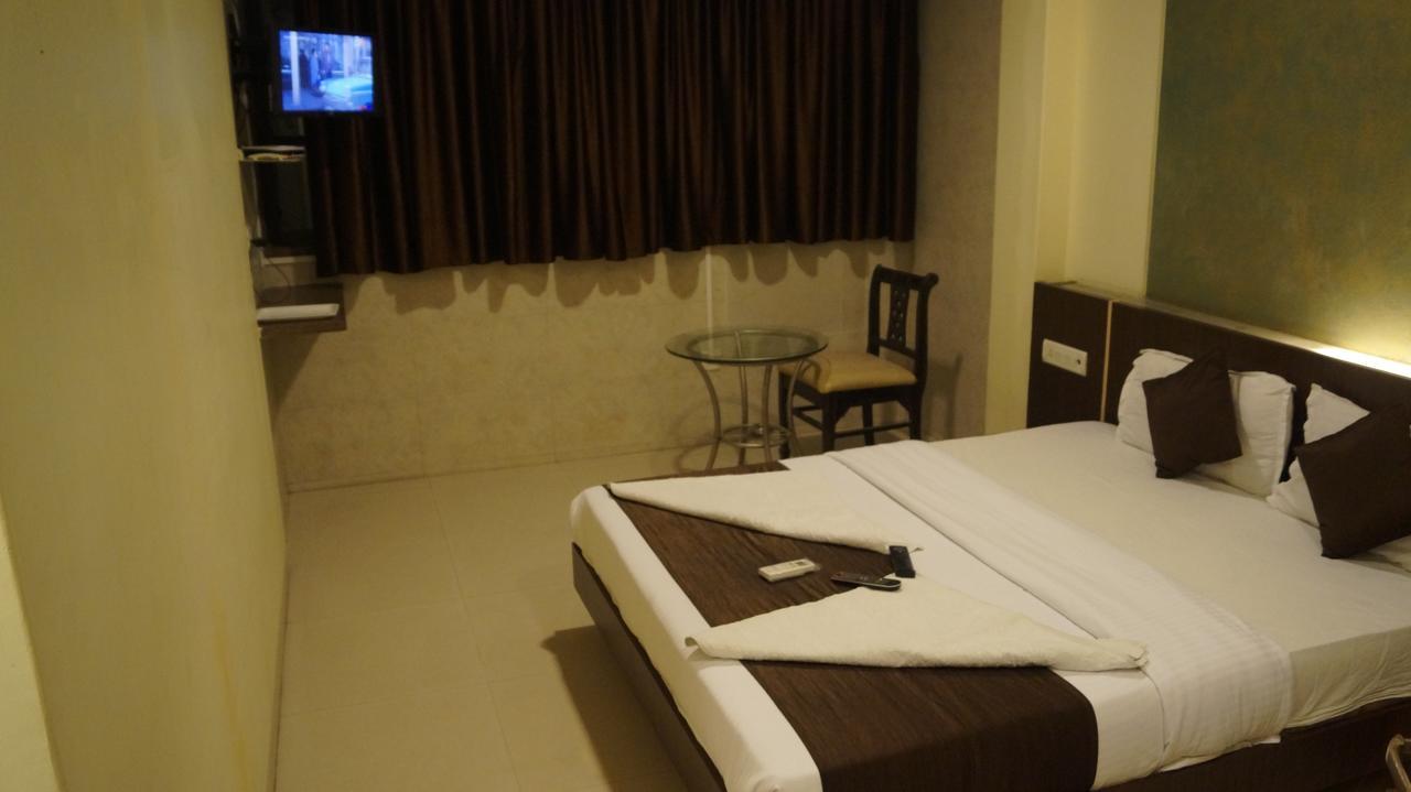 Palace Hotel Panvel