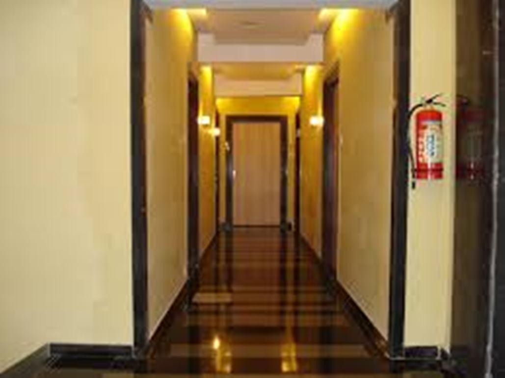 Avenue 2* Mumbai