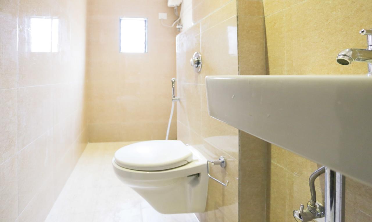 Fabexpress Golden Tulipz Hotel 3*