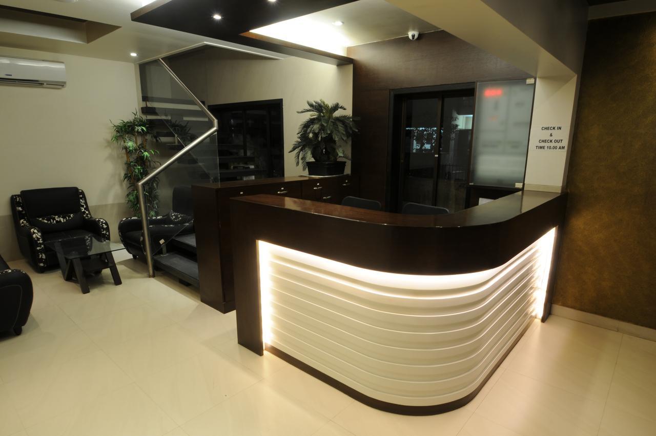 Hotel Jayaleela 3*