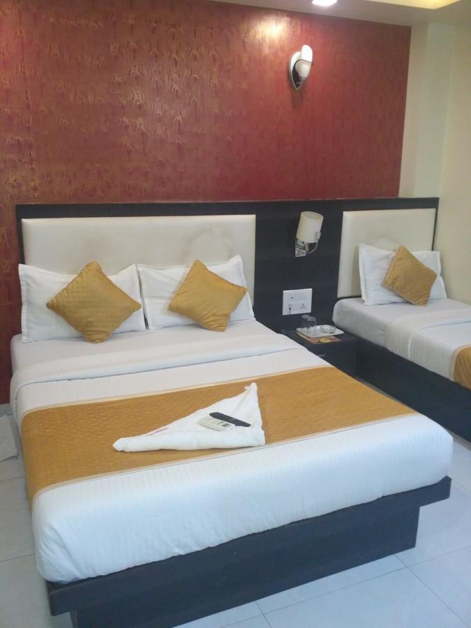 Avenue Hotel