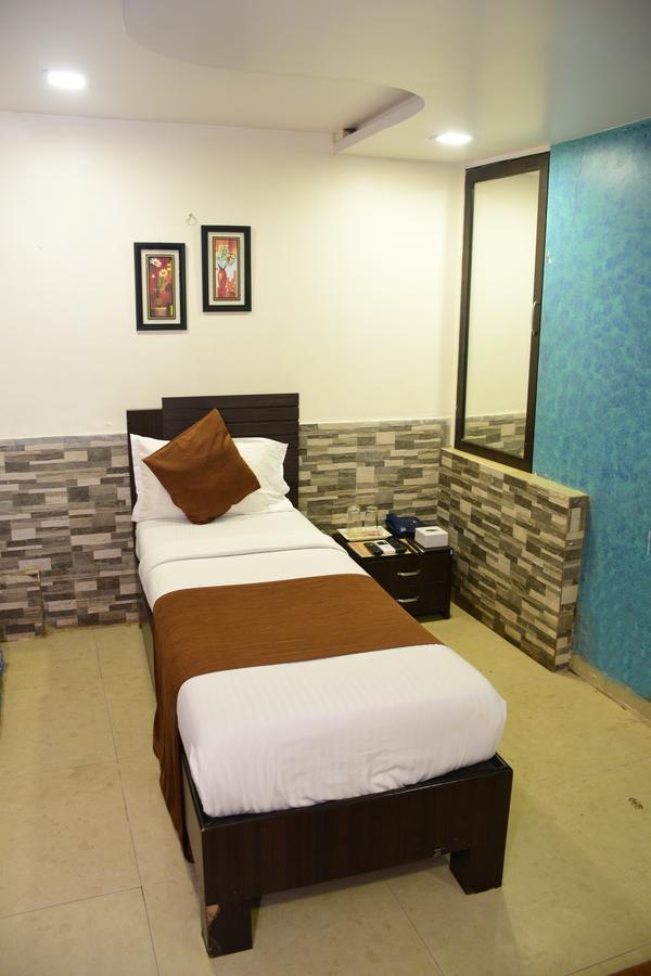K.c Residency Hotel 2*