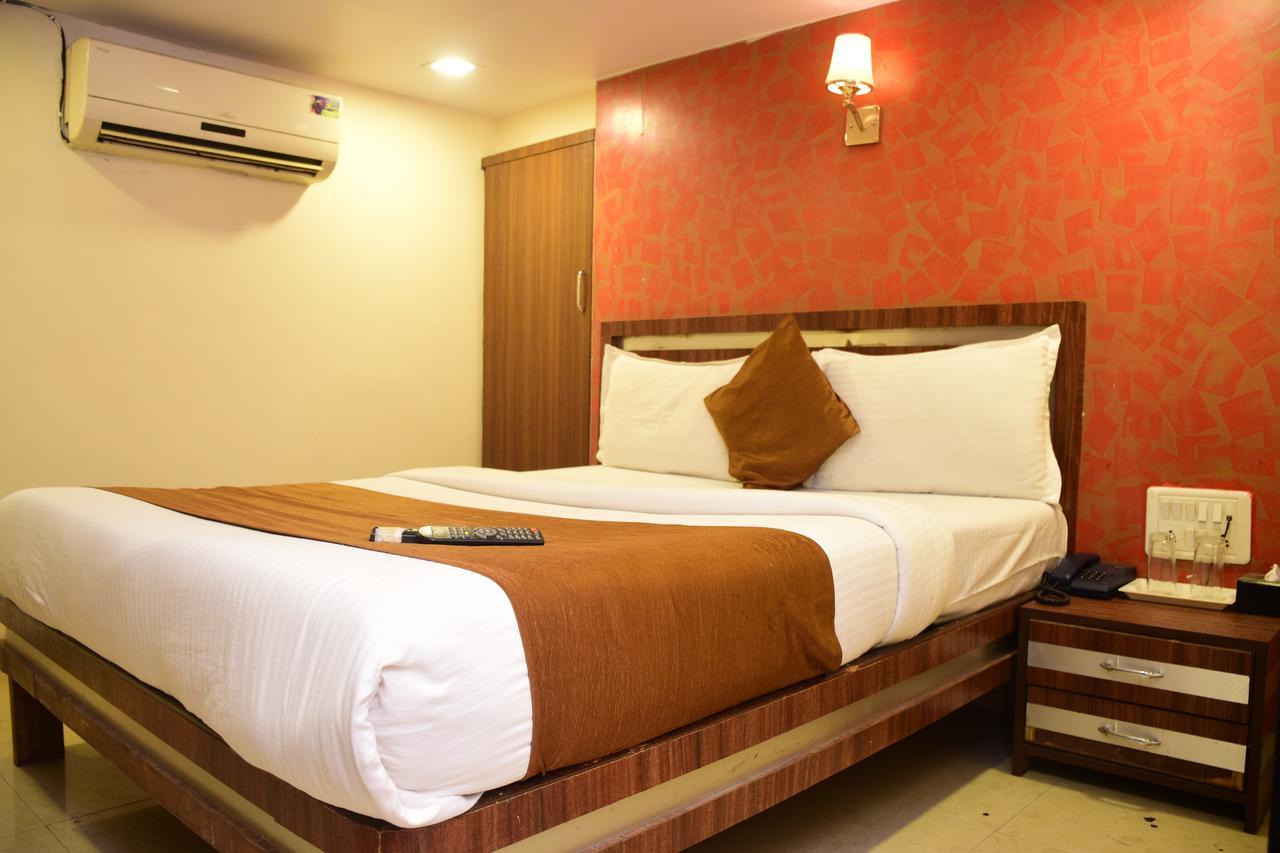 K.c Residency Hotel 2*
