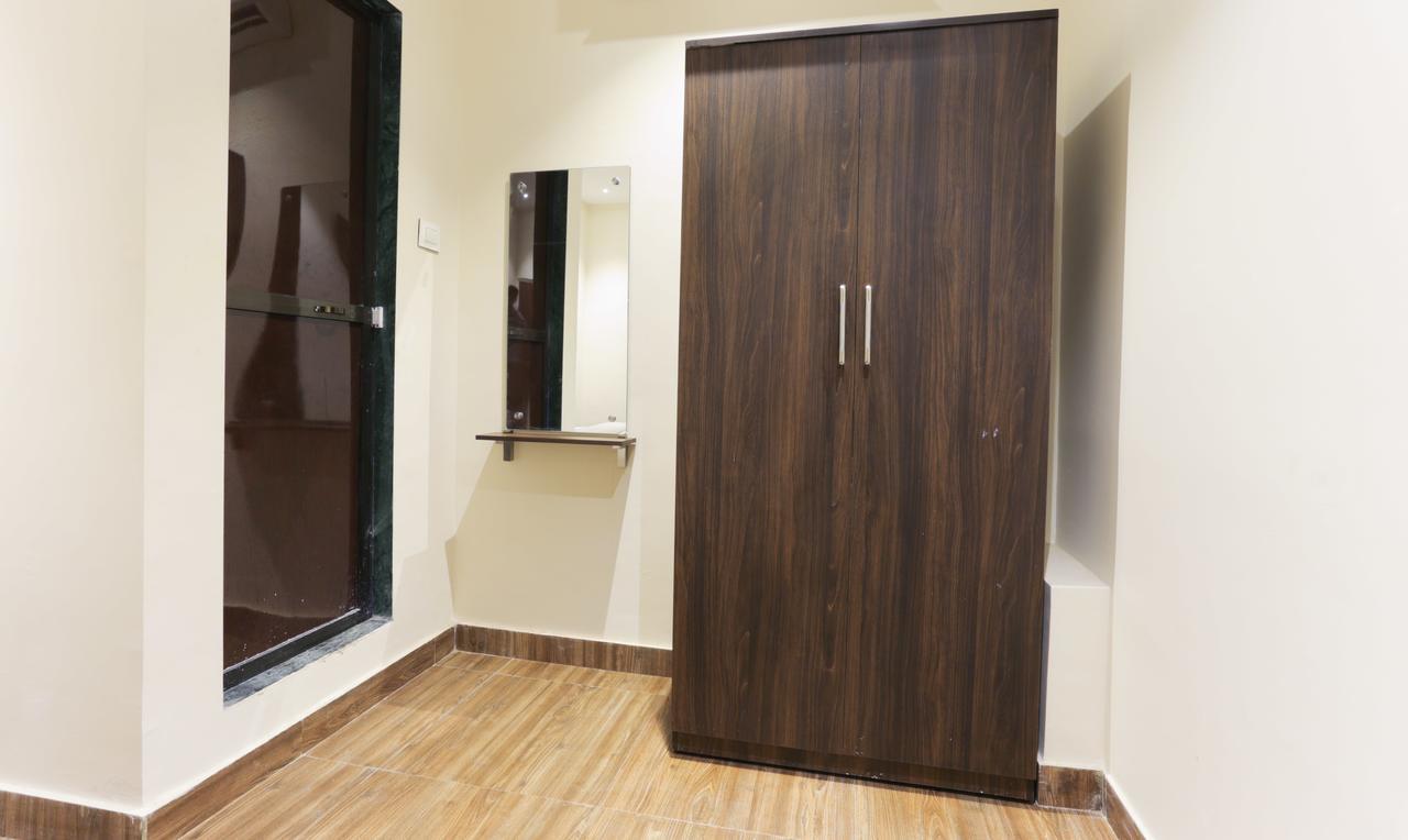 Fabexpress Golden Tulipz Hotel 3*