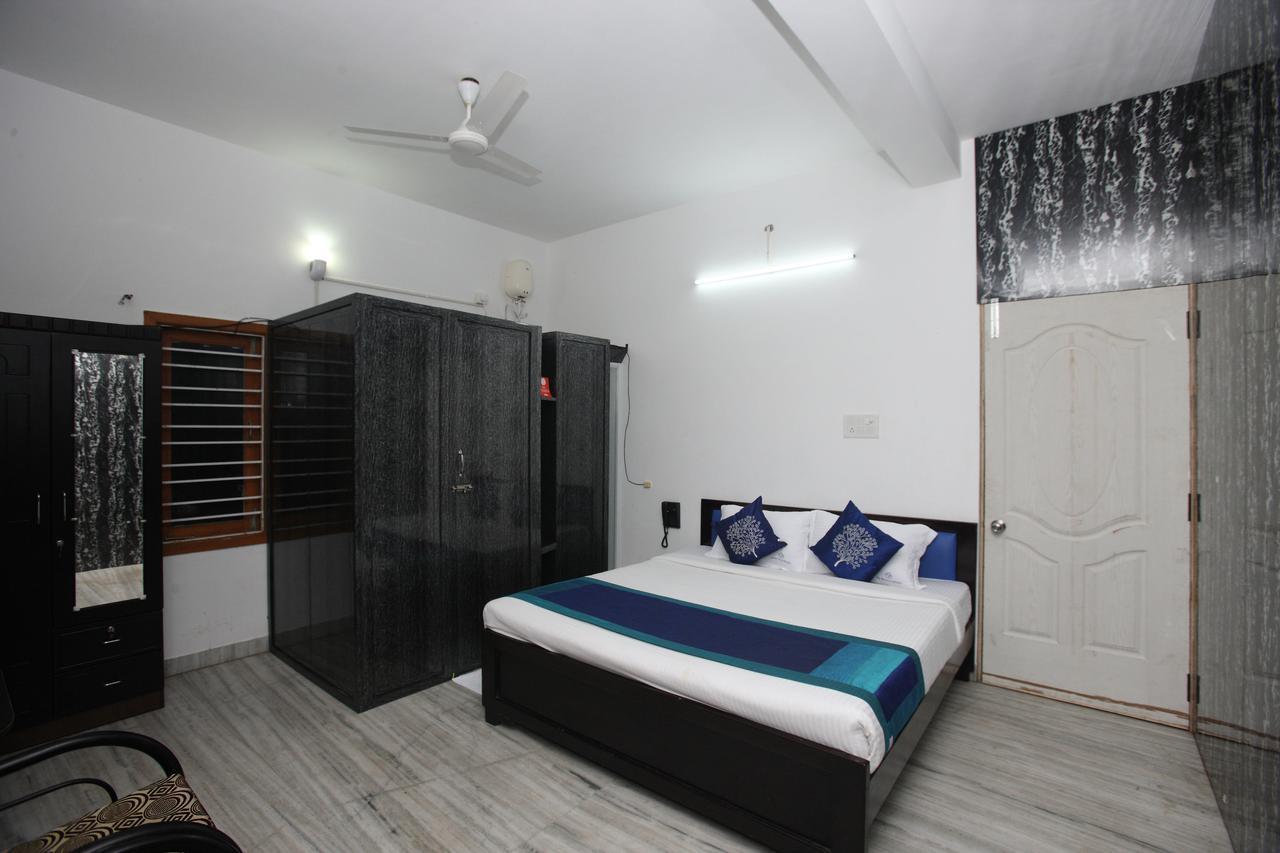 Oyo 935 Palkhee 3* Mumbai
