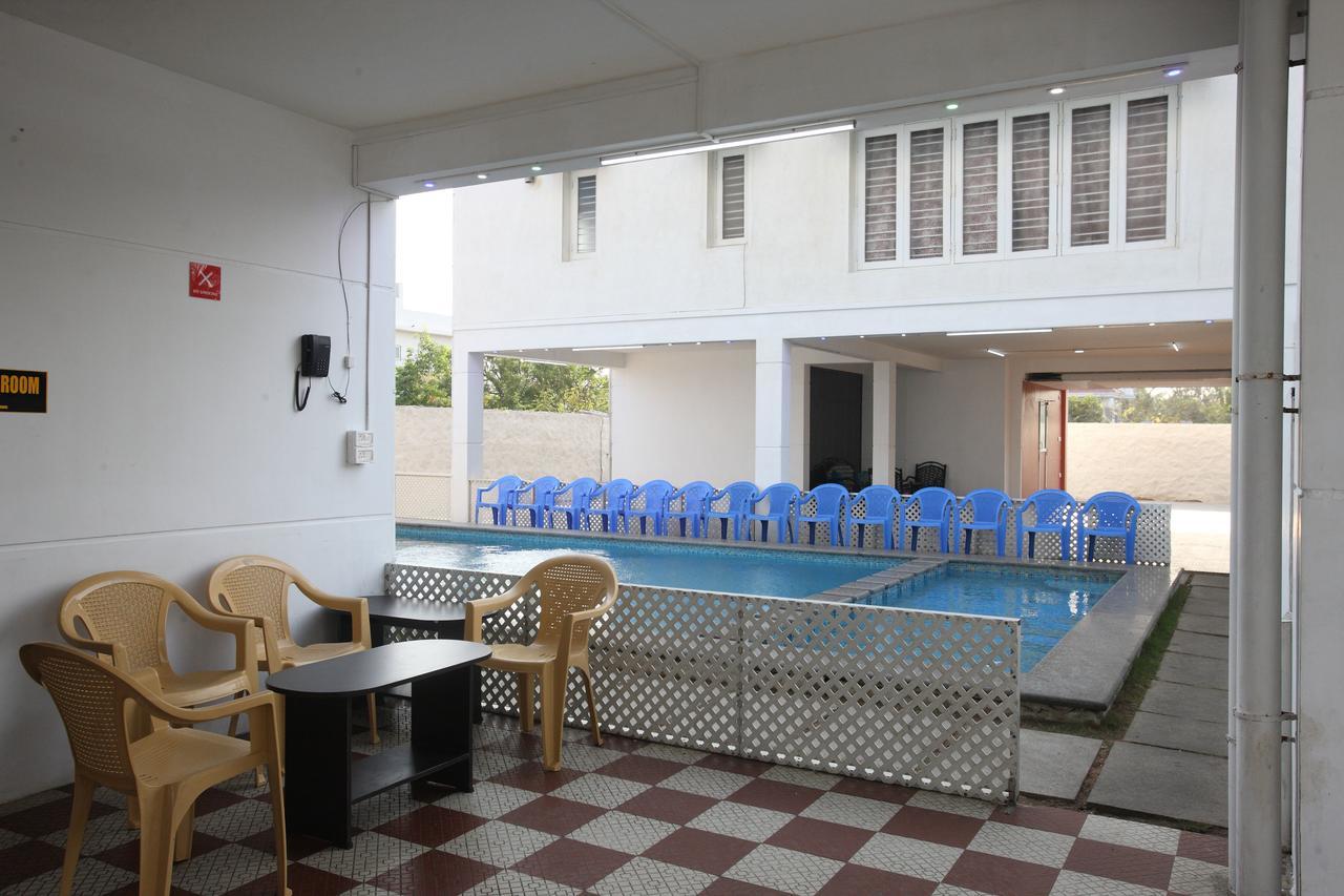Hotel Oyo 935 Palkhee 3*