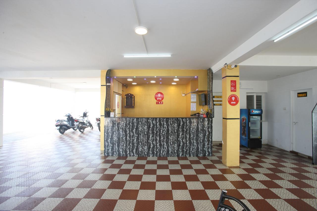 Oyo 935 Palkhee Mumbai