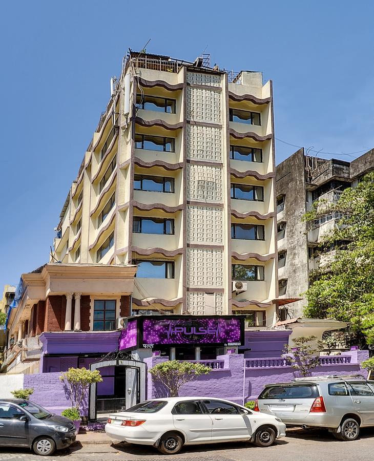 Ramee Guestline Khar Hotel