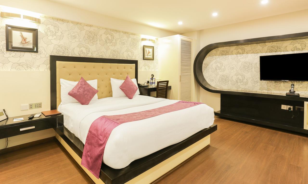 Metropolis 4*