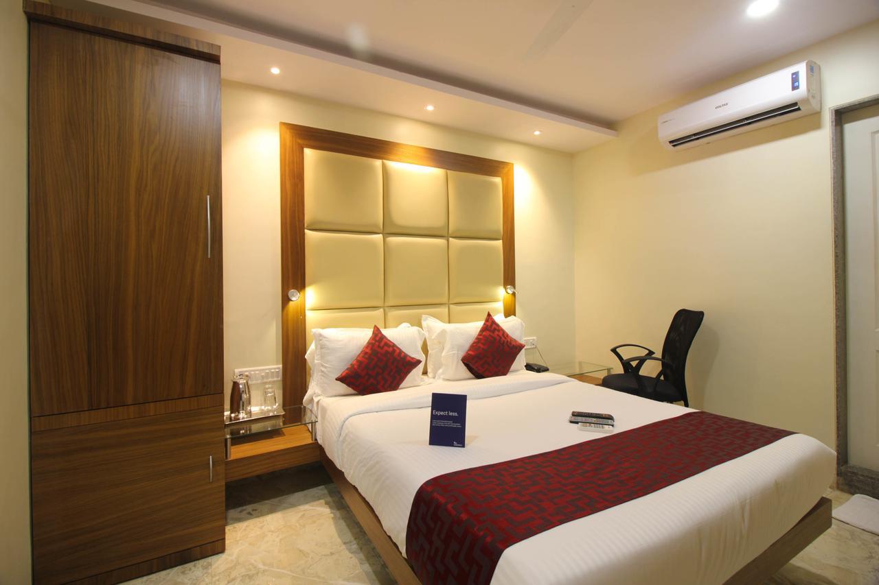 Address Near Terminal 2 Hotel 3*