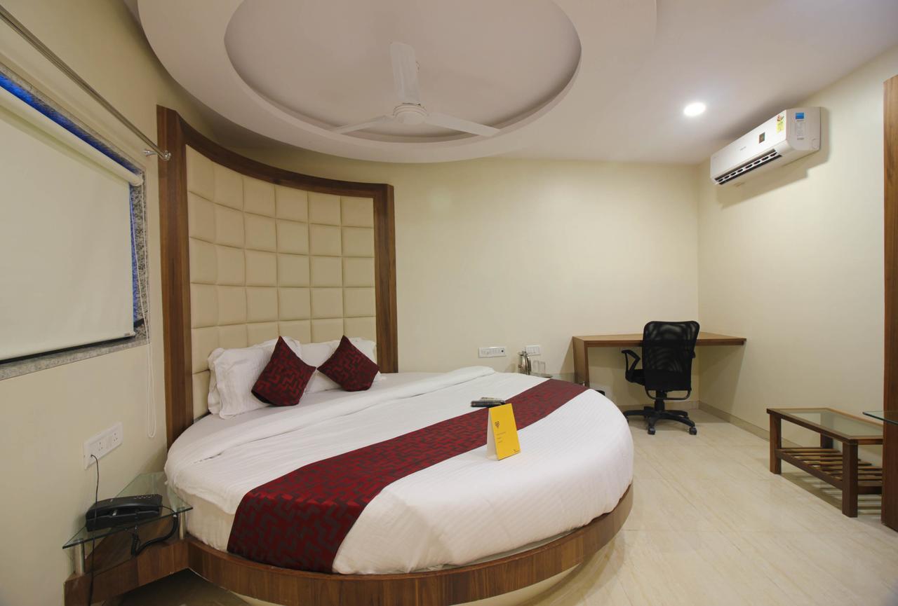 Hotel Address Near Terminal 2 3*