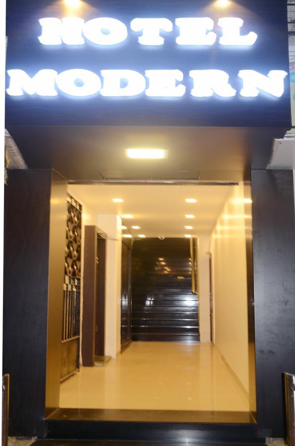 Hotel Modern Mumbai