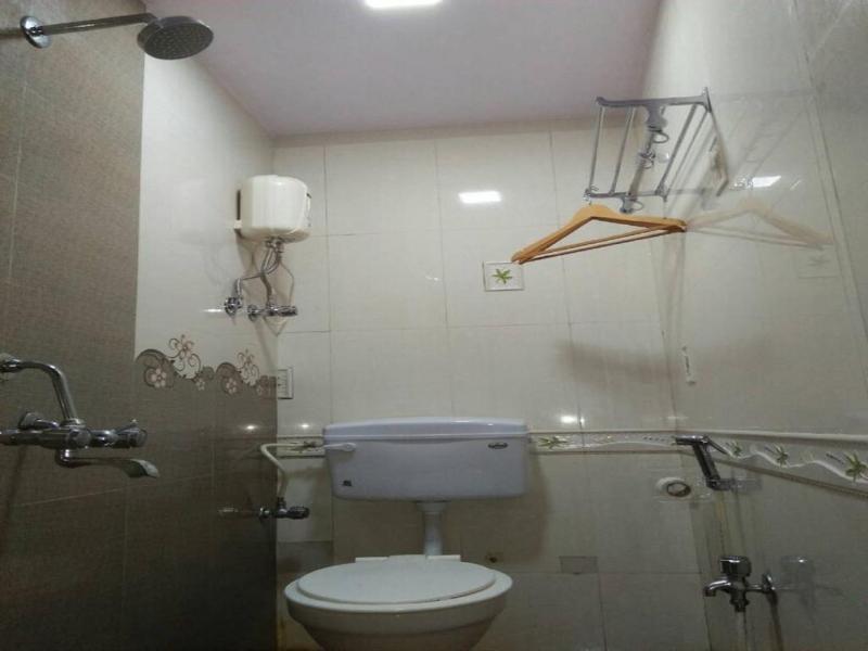 Sai Leela Grand 3*
