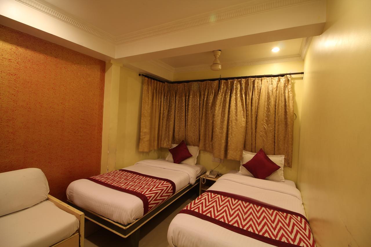 Palace 2* Mumbai