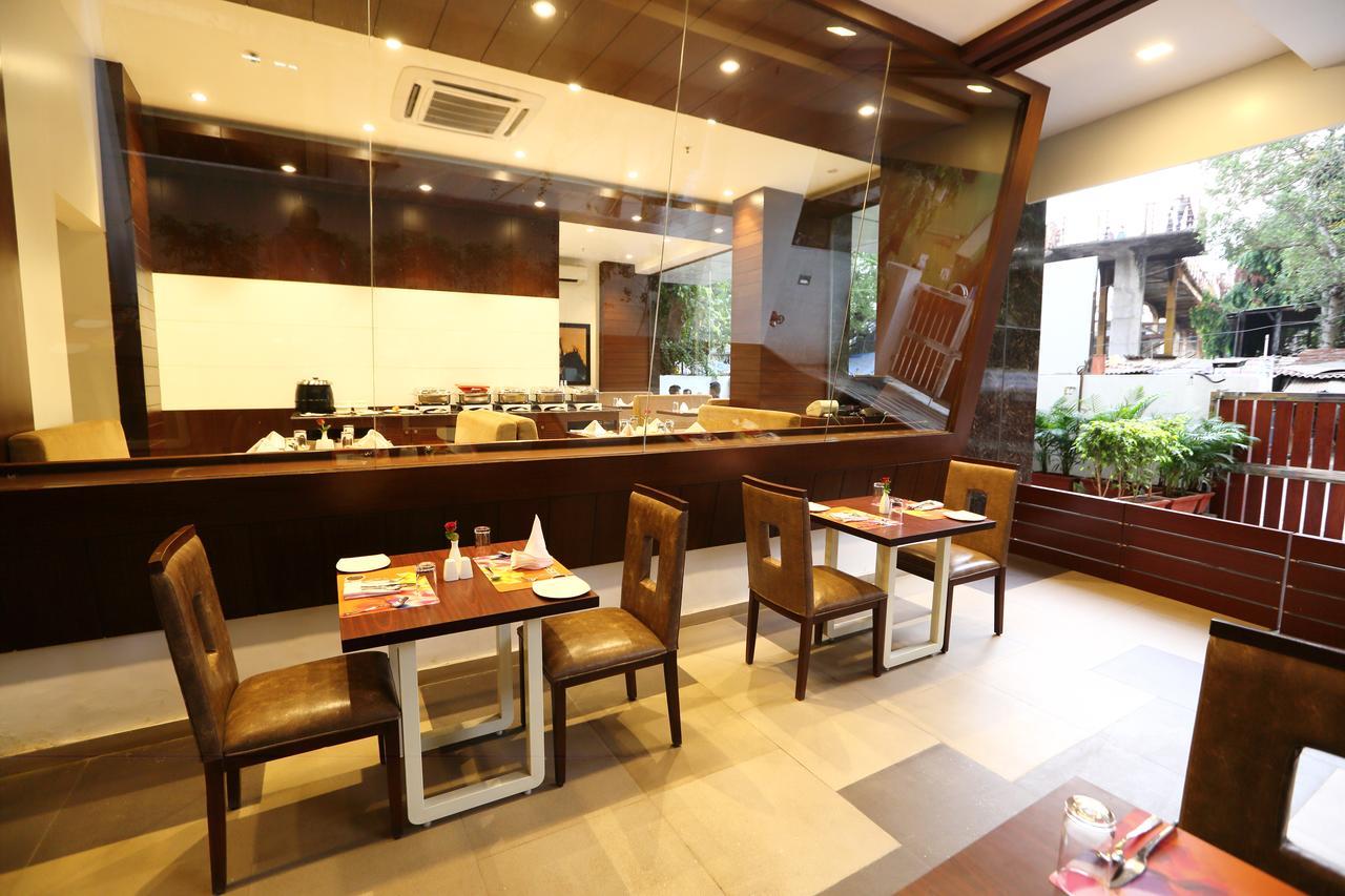 The Altruist Business Andheri 3*