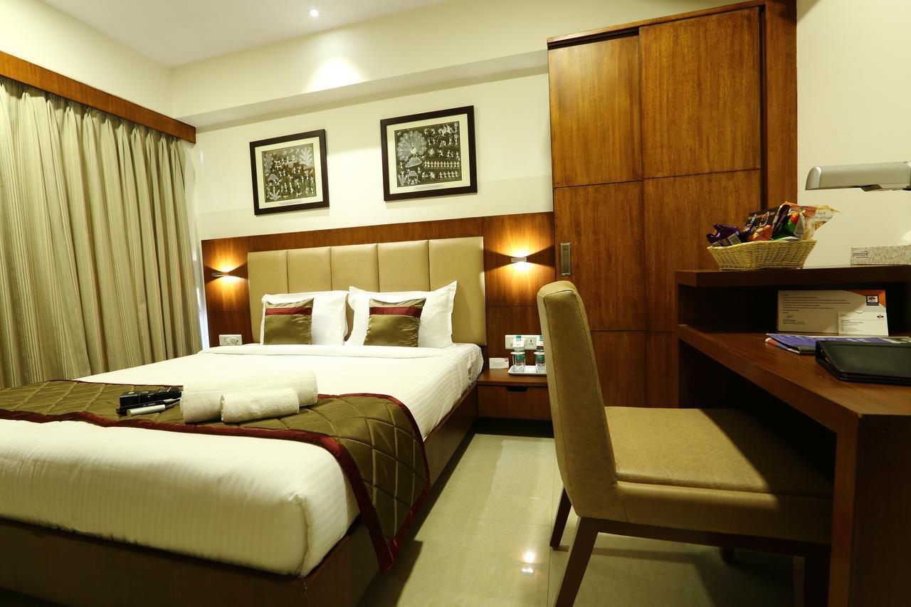 The Altruist Business Andheri 3*