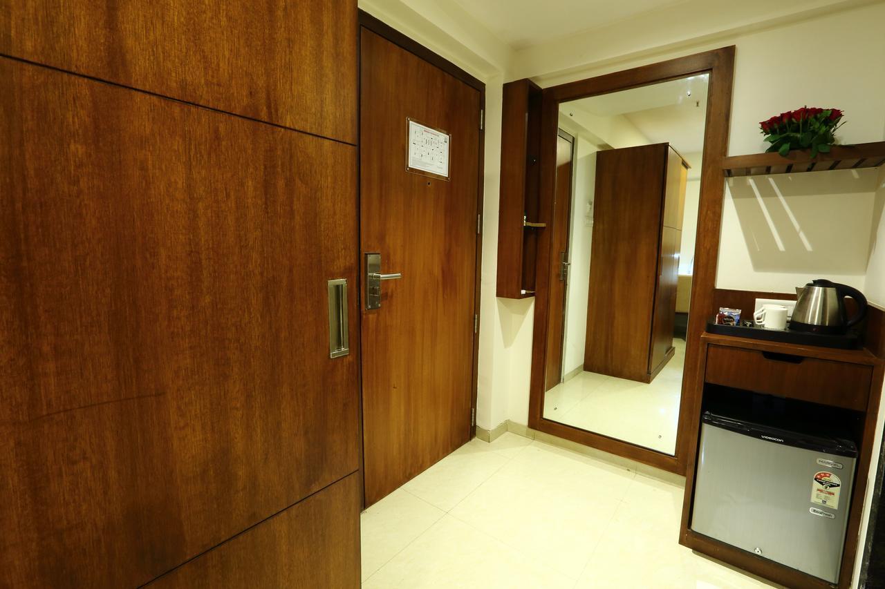 Hotel The Altruist Business Andheri Mumbai