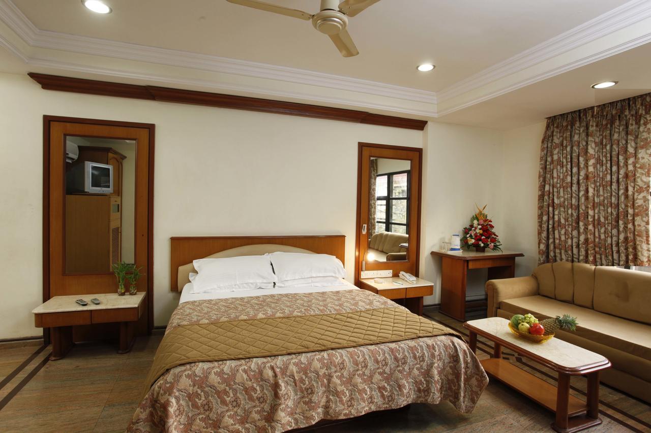 Garden Hotel 3*