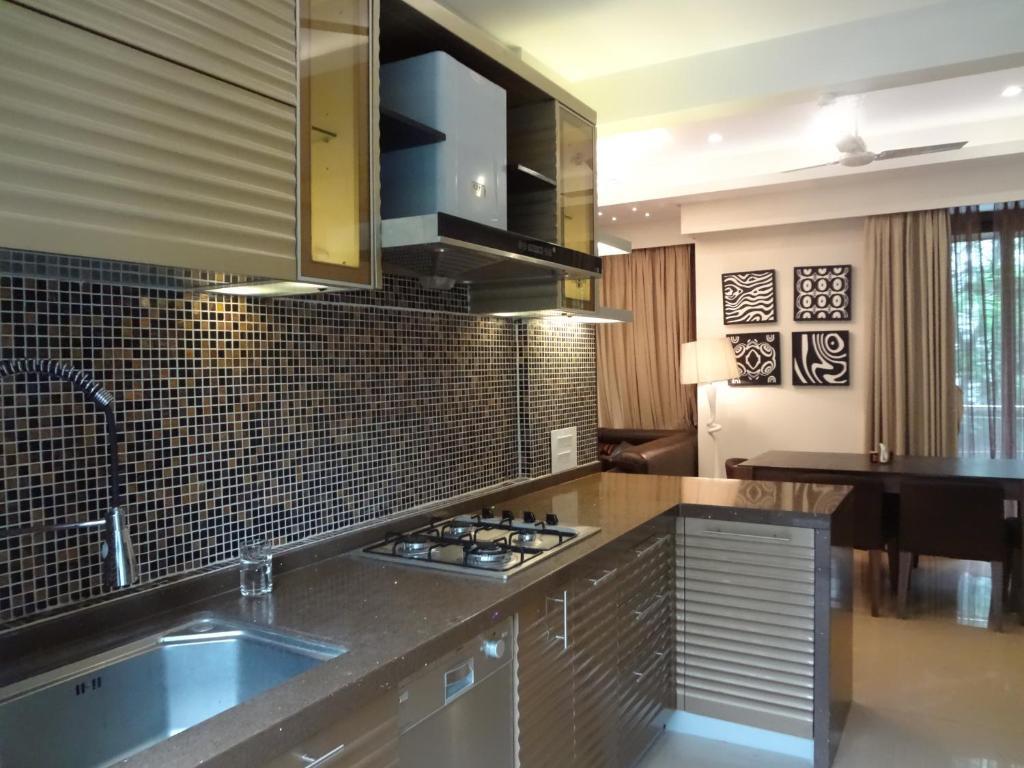 Aparthotel Laurent & Benon - Santacruz East