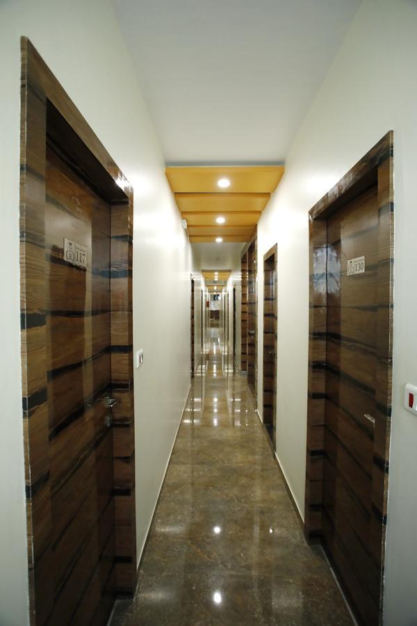 Hotel Royce Executive Bkc 3*