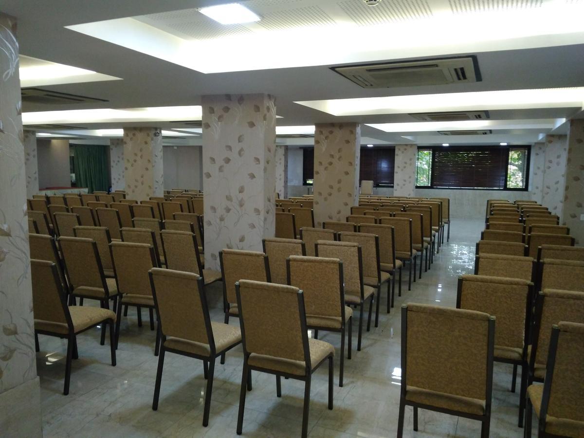 Maharana Chembur 2* Mumbai