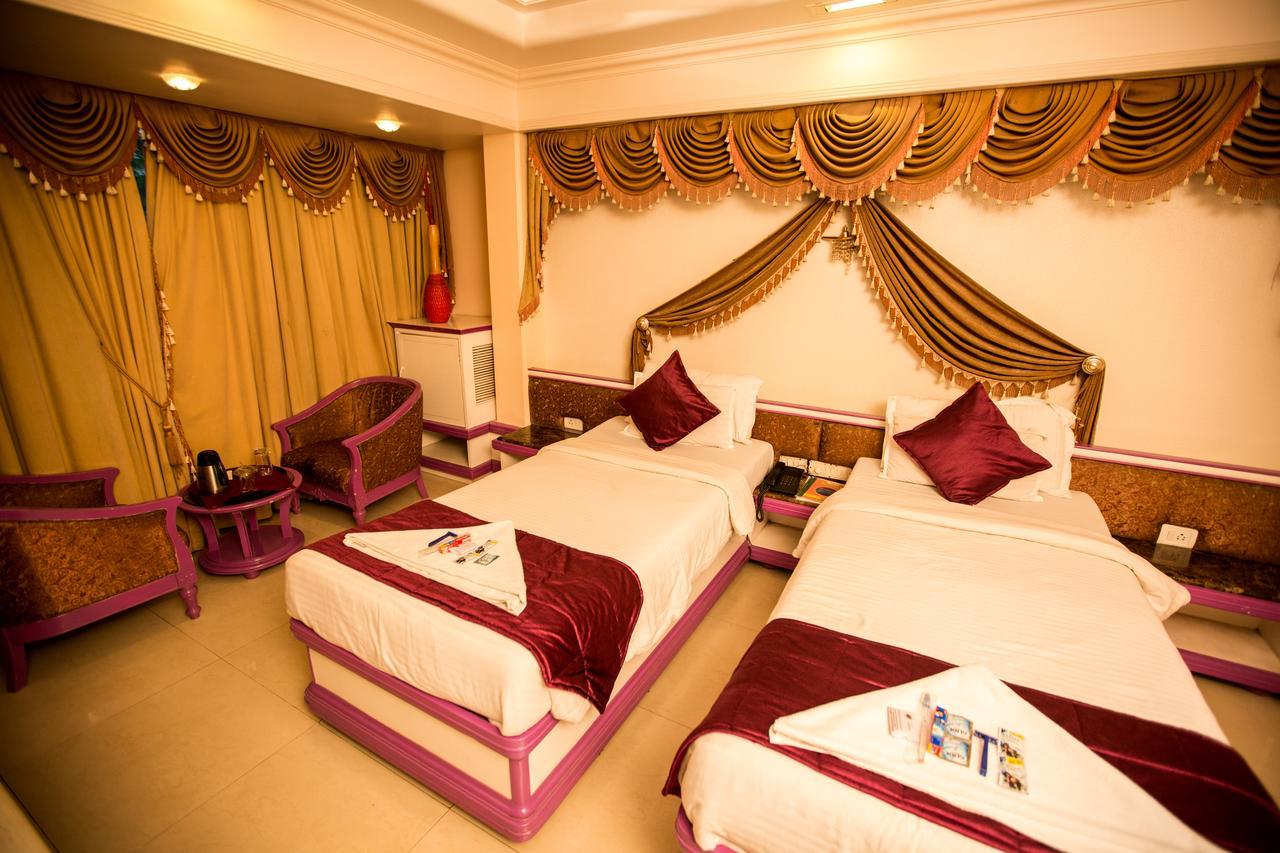 Hotel Ashwin 2*