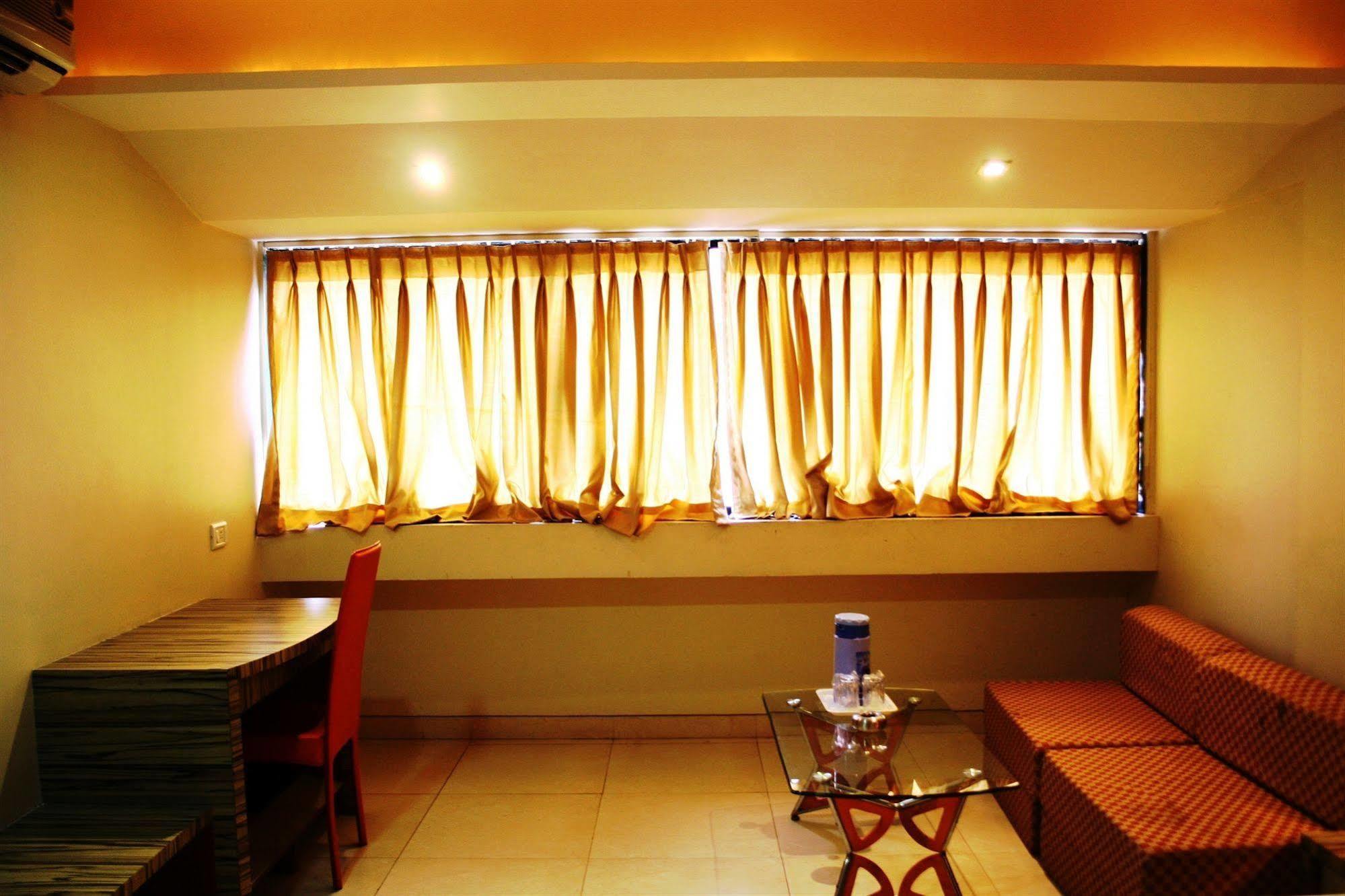Hotel Arma Executive Mumbai