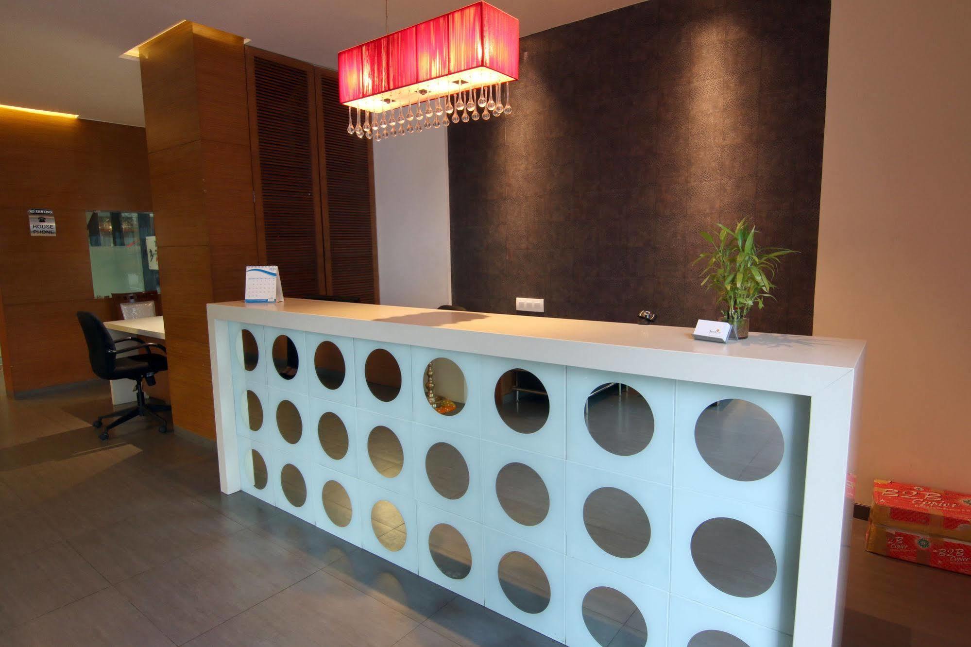 Hotel Suncity Premiere, Near To Airport