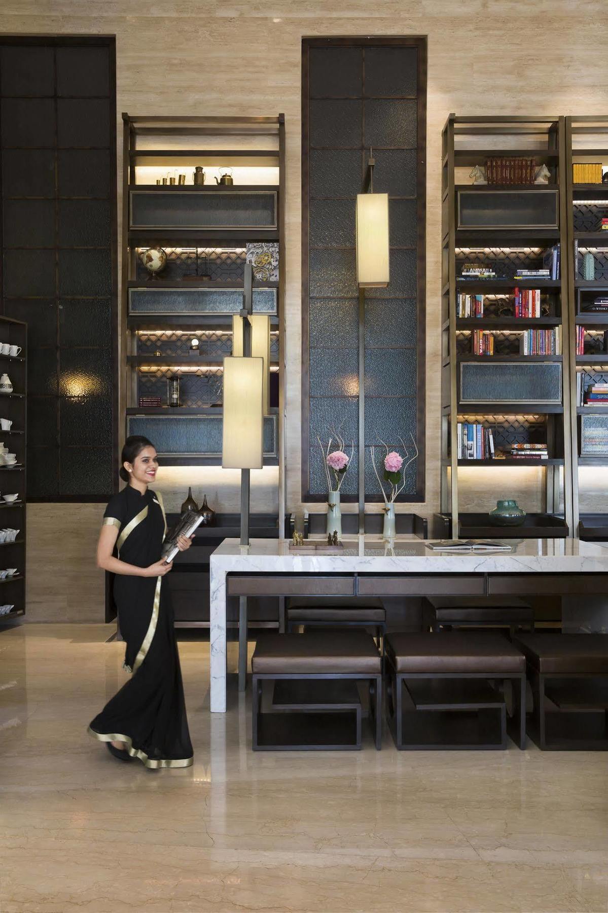 Jw Marriott Sahar Airport Hotel Mumbai
