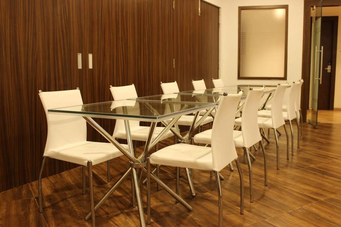 Maxx Value Hospitality Hotel Mumbai